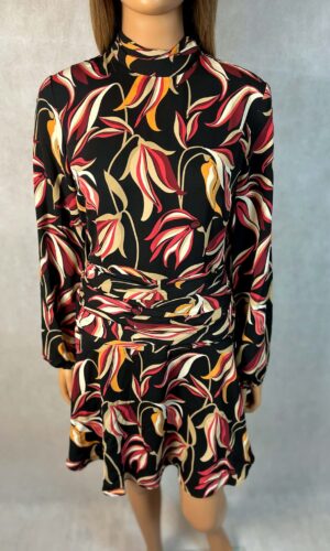 Sukienka wizytowa z golfem