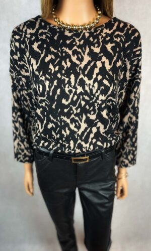 Cienki sweter oversize czarno-beżowy