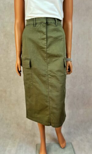 Spódnica midi cargo khaki z bawełny z kieszeniami