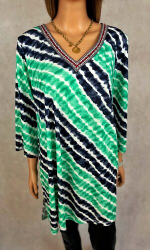 Tunika damska w zielono-granatowy wzór z dekoltem V
